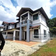 Gated Guarded Semi D in Ayer Keroh. Welcome Viewing and Discuss