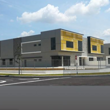 C.H.E.A.P Corner 1.5 Storey Factory With Big Land For Sale