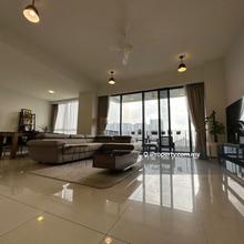 Well kept high floor unit 