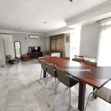 Duplex Townhouse (Upper unit)