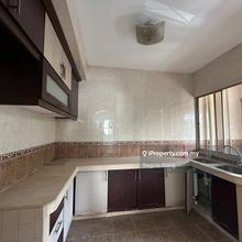 3rd floor walk up apartment