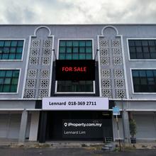 3 Storey Shop For Sale @ Lembah Sireh Nearby Lotus Kota Bharu 