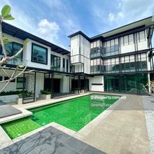 A True Mansion on a Massive 20,609 sqft Freehold Land