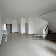 Bandar Mahkota Banting 2 Storey House End Lot Facing Lake View Wce 