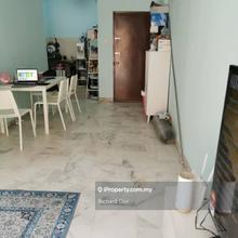 Below Market Vista Lanvender Apartment Taman Kinrara Puchong
