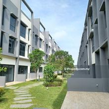 Affinity Residences,bukit serdang,4sty villa.gated and guarded,f/h