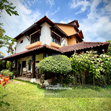 Corner Three-Storey Bungalow in Tanjung Bungah Hillside.