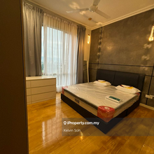 231 tr walking distance to Trx and Pavilion 