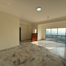 Super Cheap Beautiful View Repainted Greenpark Condo @ Taman Yarl Oug