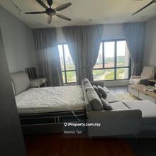 Brand new stylish and cozy studio suite, fully furnished, 1 car park