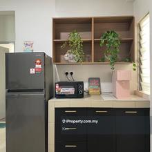 Newly Furnish Single Stay Room with windy Scenery (Female Only)