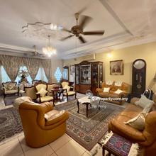 Rare Athinahapan Bungalow - Great Location & Well Kept! 