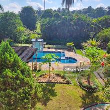 Beautiful Tanjung puteri resort Golf view Bungalow With pool