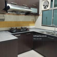 Newly painted and well maintain partial furnished unit @Prima Tiara 2
