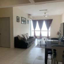 Nearby To Mrt , Giza Mall