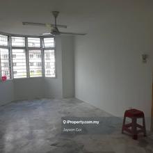 Teratai Apartment, Taman Putra Perdana, Puchong, Walkup Apartment 