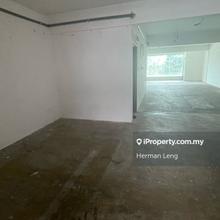 Office space facing main road balakong