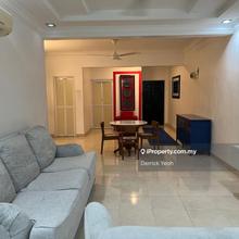 D Piazza Condo, Unblocked Balcony View, Nice and Well Maintained Unit