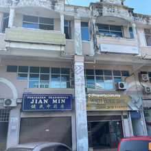 Jalan dato' lim Hoe lek 3 story shoplot 