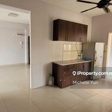 Partial furnished,3r2b,1cp,intermediate,facing city view,low density