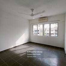 1st Floor fully Renovated with 2 airconds