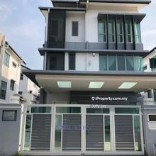 Fully Furnished Renovated Extended 3 Storey Luxury Bungalow For Rent