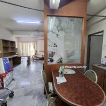 Sunway Lagoon and Pyramid 2 min