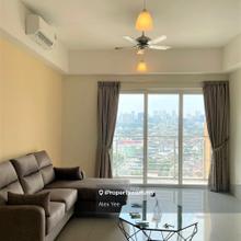 Private lift access, 2r2b w balcony, unblock city view, well kept unit