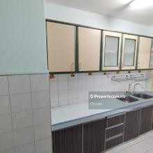 Palm Ville Apartment 980sqft Taman Kinrara Puchong 
