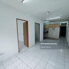 Damansara Damai, Lestari Apartment 3 Bedrooms For Rent