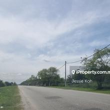 Agri land with access road easy exit to highway