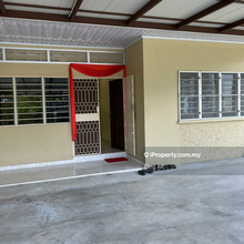 Moved in condition semi detached single storey near lake gdn 
