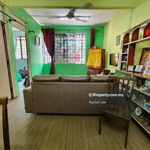 Lower floor Bukit Anggerik flat for sale
