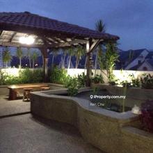 Unit With Private Garden 