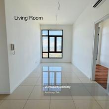 Maple OUG Brand new unit for lease, can arrange for viewing