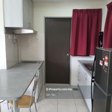 Below market price Condo in Kota Kemuning for Sale