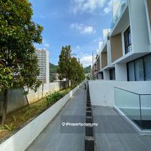 Terrace house for Sale