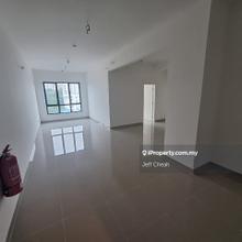 Freehold Next to MRT KTM, 2 Bedroom for Sale Corner Lot Brand New 