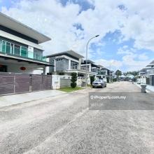 Austin Height, Double Storey Semi D For Sale!!