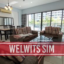 Low Floor l Renovated l Rare In Market l 3 Carparks l Worth Buy