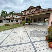 Freehold gated n guarded 5 min drive to the beach 15 min to town 