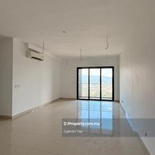 Extremely High Floor Corner Unit w Open & Unblocked View of Township 