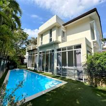 Freehold Bungalow 