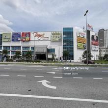 Corner Shop lot in Bangi Gateway, 5-7% ROI