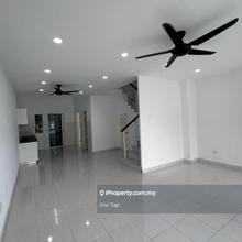 3 storey freehold landed house for sale
