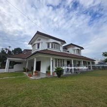Damansara Jaya 2 Storey Semi Detached House For Rent