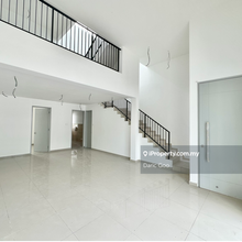 Two And Half Storey Superlink House At Taman Bukit Cheng Melaka 
