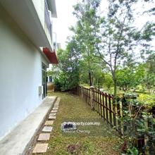 Lake view bungalow for Sale. Excellent location. Must view.