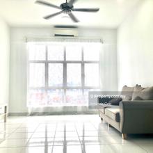 This unit can convert additional rooms to be sublet out ! Good ROI !!