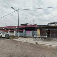 Senai 1 storey terraced house